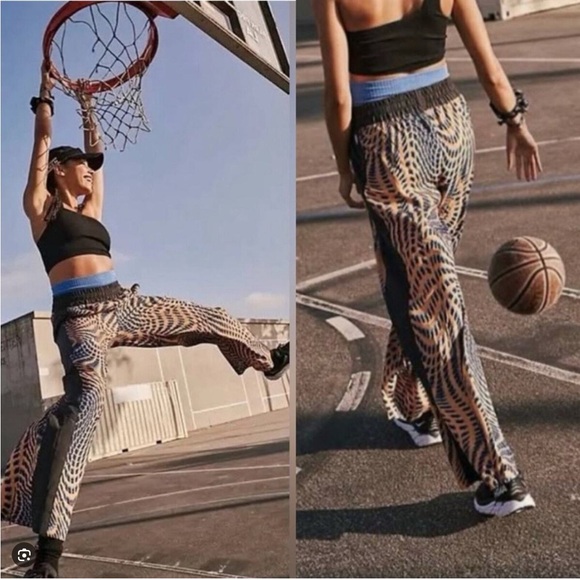 Pre-loved - Free People Heat Wave Wide Leg Pants - Picture 1 of 6